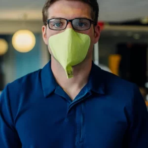 N95 face mask fog free